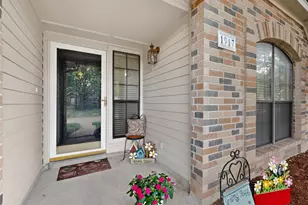 1917 Village Creek Dr, Garland, TX 75040 - Photo 2