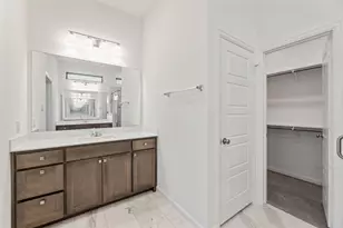 9225 Buckeye Bnd, Little Elm, TX 75068 - Photo 16