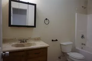 2611 Fernwood Ave, Dallas, TX 75216 - Photo 4