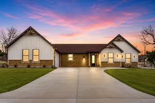 1101 Ajo Ct, Granbury, TX 76048 - Photo 1