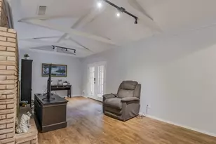 1200 Desiree Ln, Hurst, TX 76053 - Photo 8