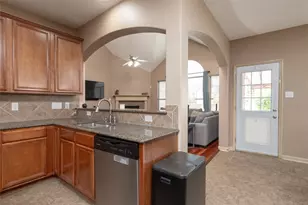 9605 Lacey Ln, Fort Worth, TX 76244 - Photo 8