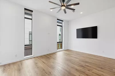 453 W Morphy Street, Fort Worth, TX 76104 - Photo 12