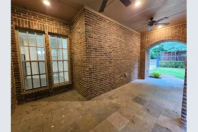 988 Shadyside Lane, Dallas, TX 75223 - Photo 38