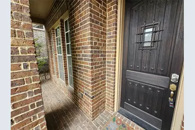 988 Shadyside Lane, Dallas, TX 75223 - Photo 2