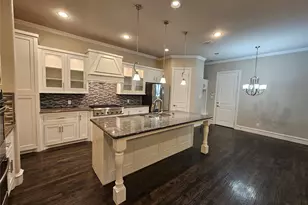 988 Shadyside Ln, Dallas, TX 75223 - Photo 10