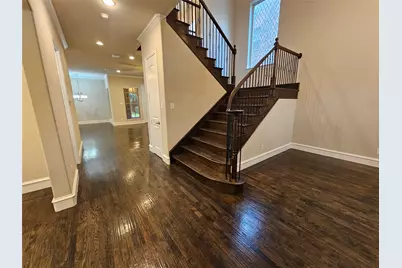 988 Shadyside Lane, Dallas, TX 75223 - Photo 4