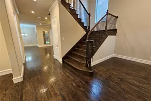 988 Shadyside Ln, Dallas, TX 75223 - Photo 4