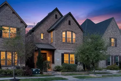 580 Courtyard Lane, Irving, TX 75039 - Photo 2