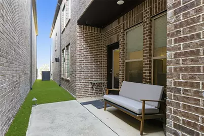 580 Courtyard Lane, Irving, TX 75039 - Photo 6