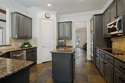 4305 Loch Haven Court, McKinney, TX 75072 - Photo 14
