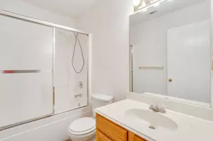 506 E McFarland St, Grandview, TX 76050 - Photo 30