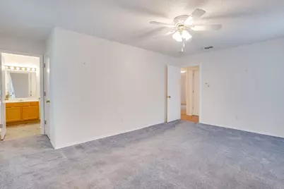 506 E McFarland Street, Grandview, TX 76050 - Photo 22