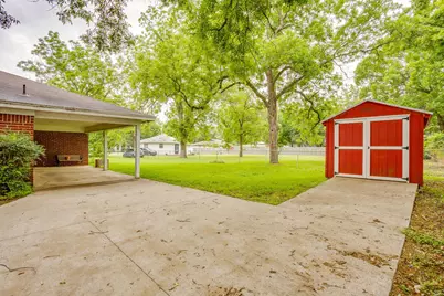 506 E McFarland Street, Grandview, TX 76050 - Photo 34