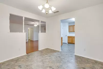506 E McFarland Street, Grandview, TX 76050 - Photo 14