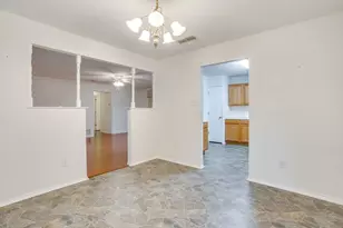 506 E McFarland St, Grandview, TX 76050 - Photo 14