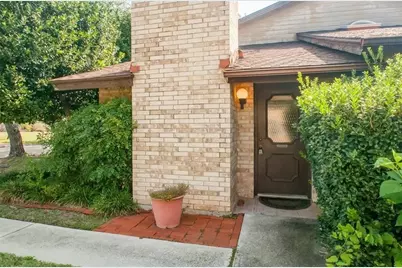 1112 Kathy Lane, Lewisville, TX 75067 - Photo 8