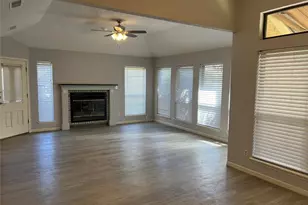 873 Cloverleaf Ln, Abilene, TX 79601 - Photo 2