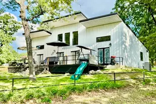 6033 Gowan Dr, Malakoff, TX 75148 - Photo 2