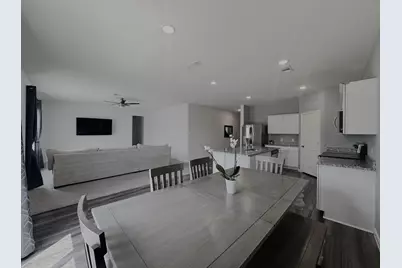 1405 Escondido Drive, Fort Worth, TX 76052 - Photo 4