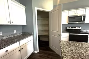 1405 Escondido Dr, Fort Worth, TX 76052 - Photo 6