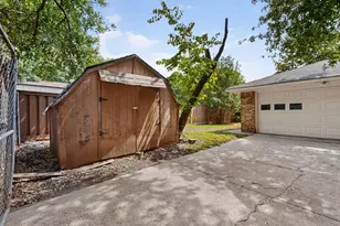 1305 Briarbrook Dr, DeSoto, TX 75115 - Photo 36