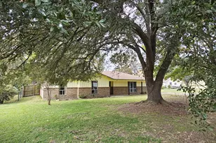 5779 N Cape Dr, Chandler, TX 75758 - Photo 4