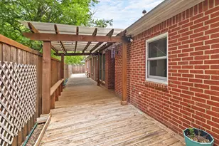 1131 Indy Ct, Irving, TX 75060 - Photo 36