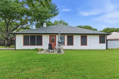929 Hiawatha Lane, Saginaw, TX 76131 - Photo 22