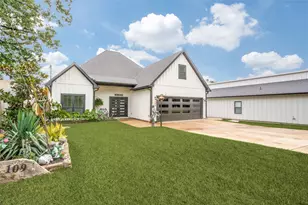 109 Autumn Wood Trail, Gun Barrel City, TX 75156 - Photo 2