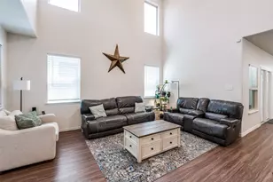 2177 Olivereta Dr, Little Elm, TX 75068 - Photo 10