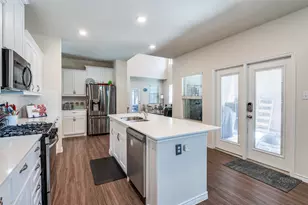 2177 Olivereta Dr, Little Elm, TX 75068 - Photo 6