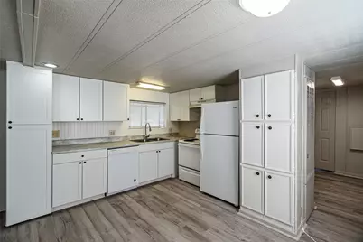 4001 Gloria Drive, Granbury, TX 76049 - Photo 2