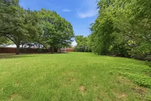 714 S Deerfield Cir, Arlington, TX 76015 - Photo 22