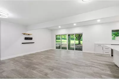 714 S Deerfield Circle, Arlington, TX 76015 - Photo 6