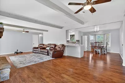 100 Green Meadows Circle, Springtown, TX 76082 - Photo 10