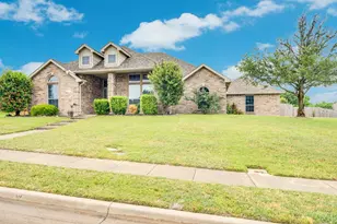 1730 Vista Ridge Dr W, Midlothian, TX 76065 - Photo 2