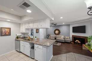 2505 Wedglea Dr, Dallas, TX 75211 - Photo 6