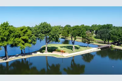 2954 Woodcroft Circle, Carrollton, TX 75006 - Photo 30