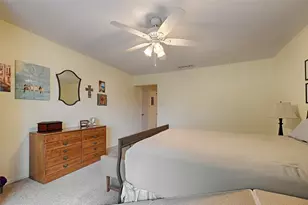 2954 Woodcroft Cir, Carrollton, TX 75006 - Photo 18