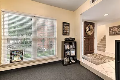 2954 Woodcroft Circle, Carrollton, TX 75006 - Photo 4