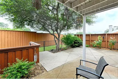 2954 Woodcroft Circle, Carrollton, TX 75006 - Photo 12