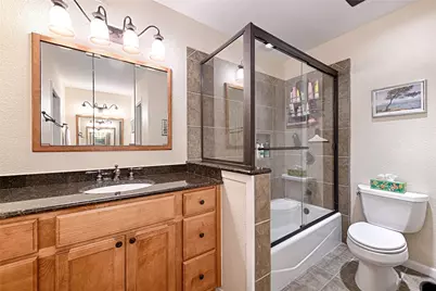 2954 Woodcroft Circle, Carrollton, TX 75006 - Photo 20