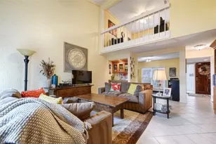 2954 Woodcroft Cir, Carrollton, TX 75006 - Photo 6
