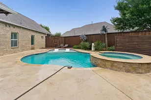 704 Water Garden Cir, Little Elm, TX 75068 - Photo 30