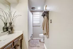 1026 Hazelwood Dr, Mansfield, TX 76063 - Photo 22