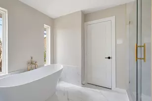 9737 Burney Dr, Dallas, TX 75243 - Photo 22
