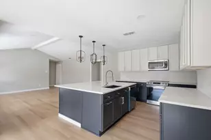 9737 Burney Dr, Dallas, TX 75243 - Photo 12