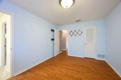 9233 Middle Glen Drive, Dallas, TX 75243 - Photo 20