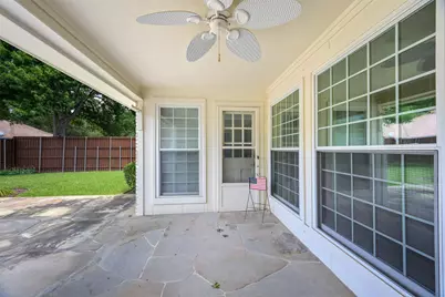 9233 Middle Glen Drive, Dallas, TX 75243 - Photo 26